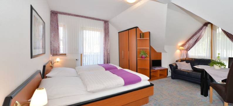 Rhön Sonnenhof酒店 - 餐厅和咖啡馆(Rhön-Hotel Sonnenhof -)图片