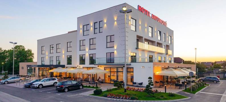 安图诺维奇酒店东部(Antunović Hotel East)图片
