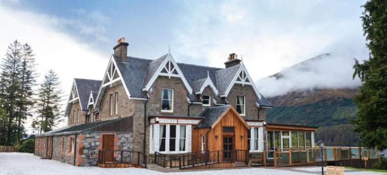 呢喃松树旅馆(The Whispering Pine Lodge)图片