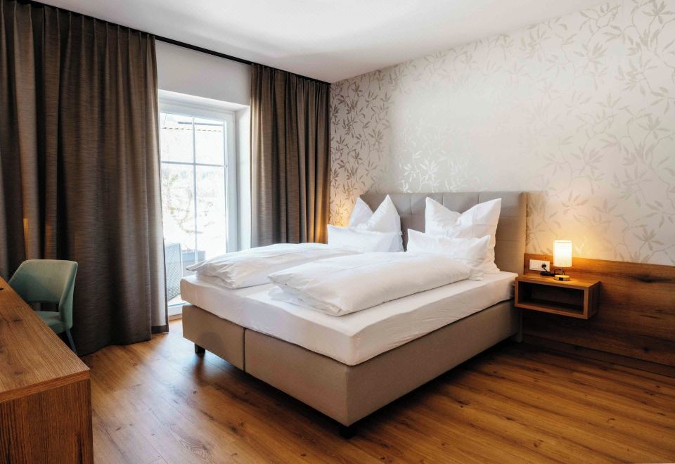 THE SINGULAR Hotel Overview