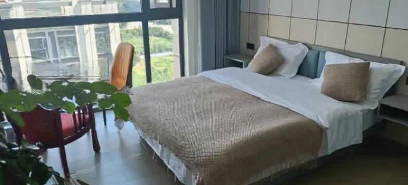 高铁智享民宿(昆明高铁南站店)图片