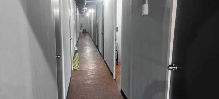 OYO 1155 狂欢节旅馆(OYO 1155 Carnivale Inn)图片