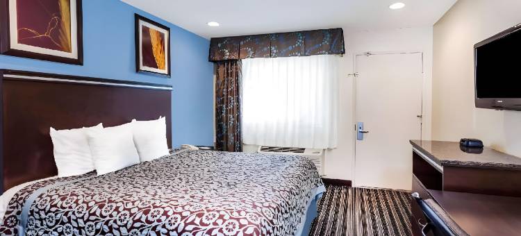 丘拉维斯塔海湾酒店(SureStay Hotel by Best Western Chula Vista San Diego Bay)图片