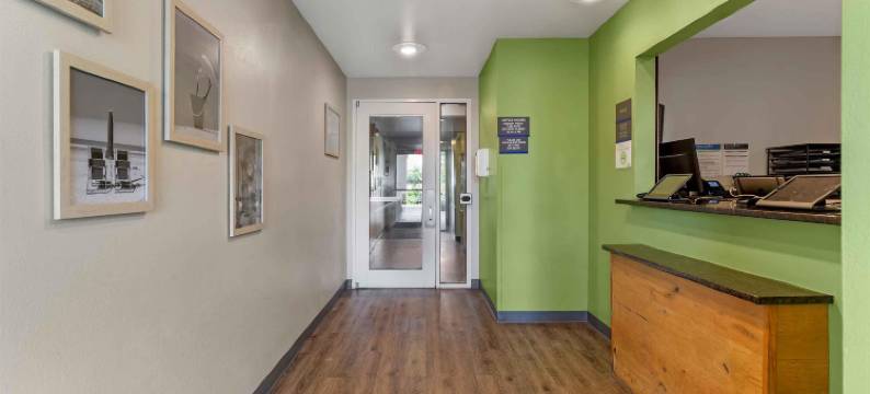 美国长住精选套房酒店 - 迈尔斯堡(Studio 6 Extended Stay Fort Myers FL)图片