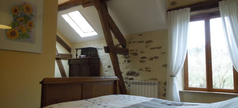 Holiday Home in Limoges with Saltwater Pool图片