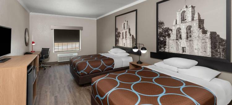 圣安东尼奥-阿拉莫多姆地区速8酒店(Super 8 by Wyndham San Antonio/Alamodome Area)图片