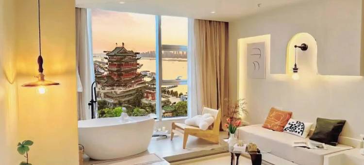 不晚·RIVERSIDE江景设计师民宿(滕王阁店)图片