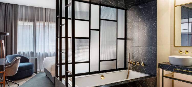 毕尔巴鄂丽笙精选酒店(Radisson Collection Hotel, Gran Via Bilbao)图片