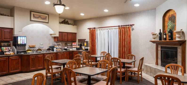 纳帕谷温德姆浩枫套房酒店(Hawthorn Suites by Wyndham Napa Valley)图片