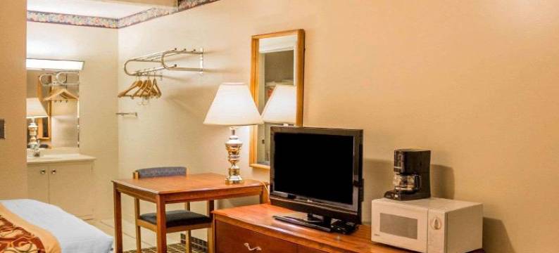 罗德威酒店卡尔卡斯卡(Rodeway Inn)图片