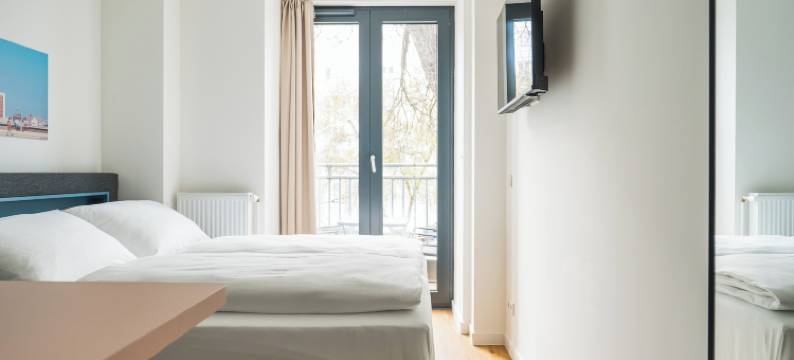 Homaris 诺利开间(Homaris Nolli Studios)图片