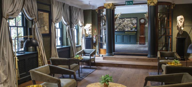 法恩罕布什酒店(Bush Hotel Farnham)图片