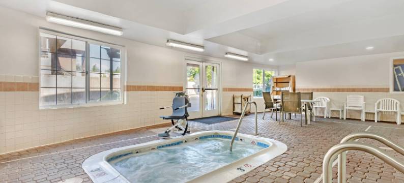 舒适套房酒店-萨克拉门托大学城(Comfort Inn & Suites Sacramento - University Area)图片