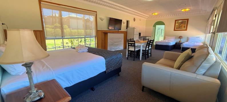 湖畔海滨汽车旅馆(Lakeside Motel Waterfront)图片