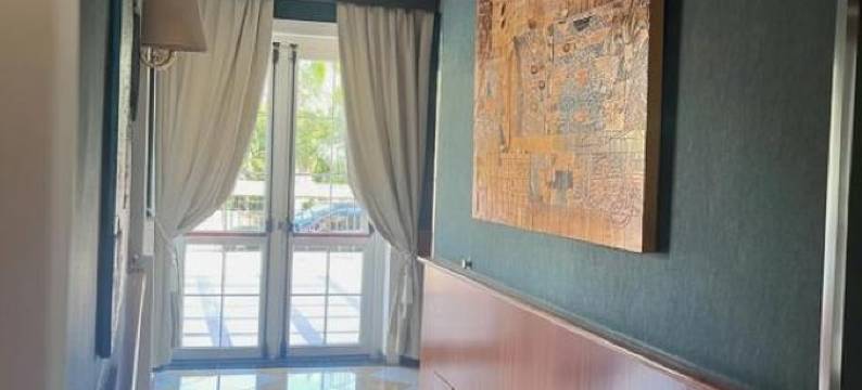 摄政公寓海滩酒店(Regent Beach Hotel & Apartments)图片