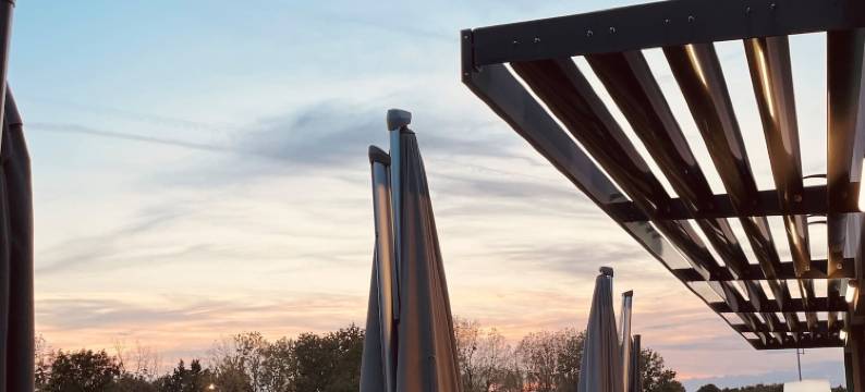 拉沙泰涅赖阿克斯原生酒店(The Originals City, Ax Hotel, la Châtaigneraie)图片