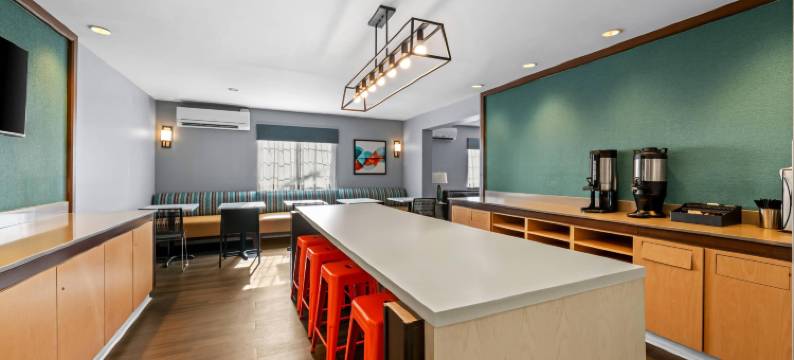 格林斯伯勒美茵斯坦套房酒店(MainStay Suites Greensboro)图片