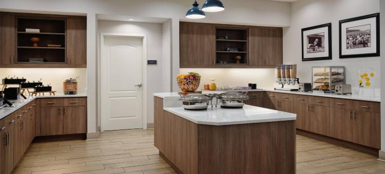 代托纳比奇赛道机场Homewood Suites by Hilton(Homewood Suites by Hilton Daytona Beach Speedway-Airport)图片