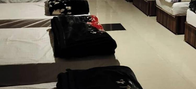 提卢帕蒂巴拉吉客栈 巴格什瓦尔达姆(Tirupati Balaji Inn Bageshwar Dham)图片