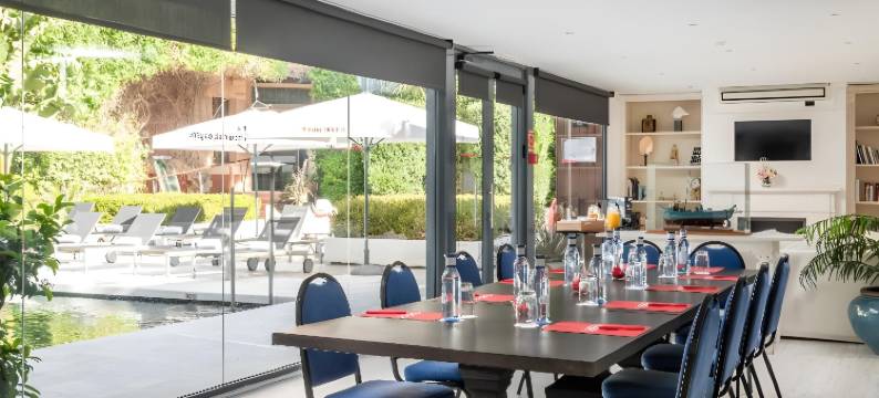 中锡切斯公园酒店(Hotel Medium Sitges Park)图片