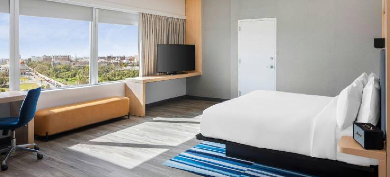 坦帕城中雅乐轩酒店(Aloft Tampa Downtown)图片