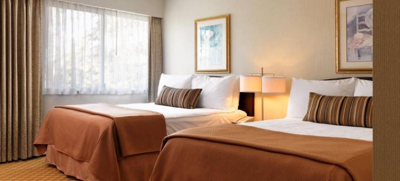 苏格兰皇家套房酒店(Royal Scot Hotel & Suites)图片