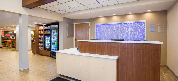 舒适酒店 - 戴达姆-波士顿大都会西区(Comfort Inn - Dedham-Boston MetroWest)图片