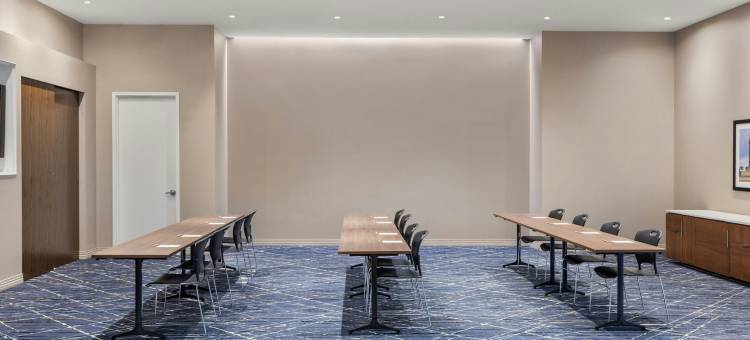 位于地铁中心中庭的纽约布朗克斯 Residence Inn 酒店(Residence Inn New York the Bronx at Metro Center Atrium)图片