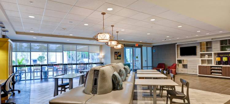 代托纳比奇赛车场希尔顿惠庭酒店(Home2 Suites by Hilton Daytona Beach Speedway)图片