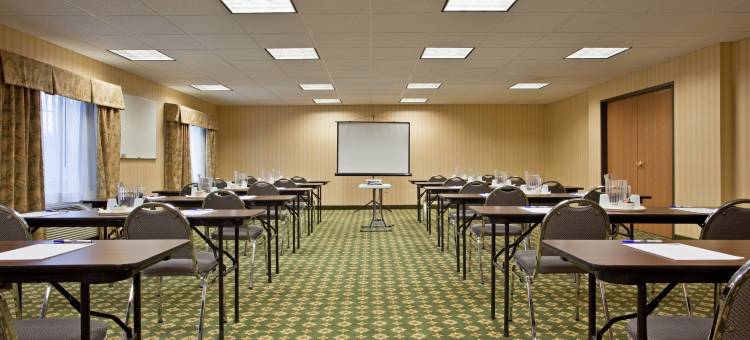 芒特普莱森特智选假日酒店 - 斯科特代尔(Holiday Inn Express MT. Pleasant - Scottdale)图片