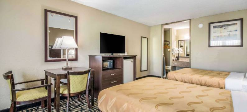 品质套房酒店(Quality Inn & Suites)图片