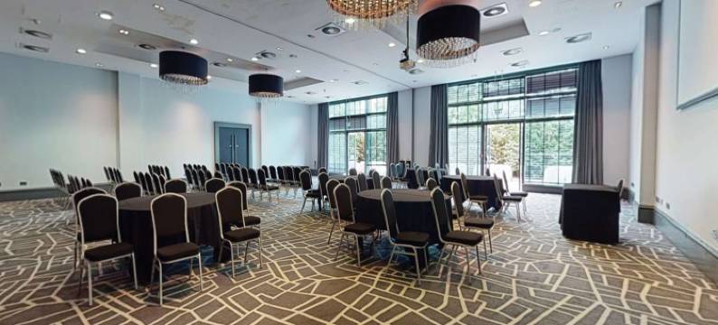 索利赫尔乡村酒店(Village Hotel Solihull)图片