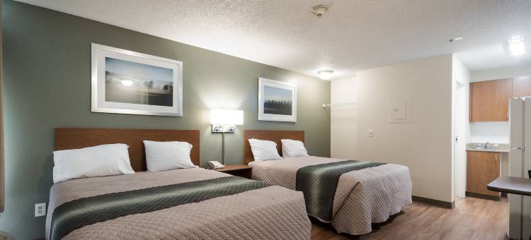 西雅图 - 肯特/迪蒙恩家乡小套房红屋顶酒店(HomeTowne Studios Seattle - Kent/ des Moines)图片