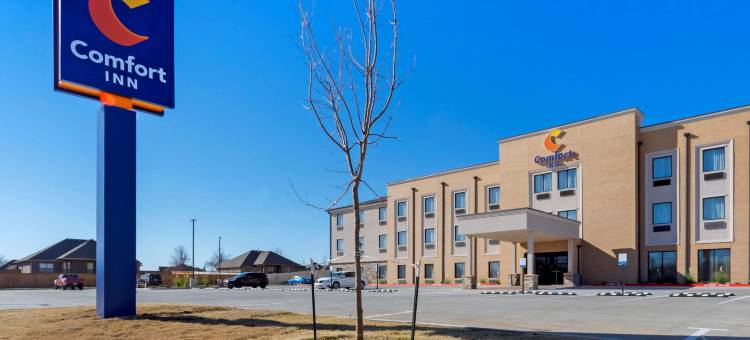 哈拉舒适套房酒店(Comfort Inn & Suites Harrah)图片