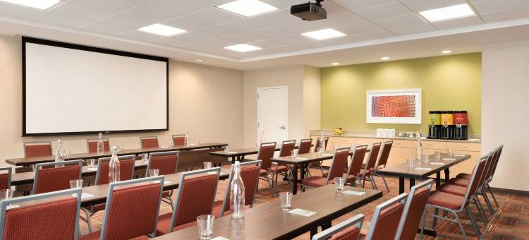 密尔沃基布鲁克菲尔德希尔顿惠庭酒店(Home2 Suites by Hilton Milwaukee Brookfield)图片