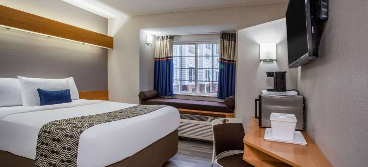 南派恩斯/派恩赫斯特温德姆麦客达套房酒店(Microtel Inn & Suites by Wyndham Southern Pines / Pinehurst)图片