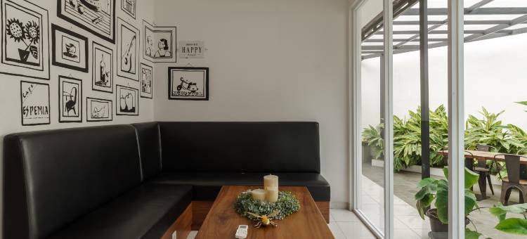 红多兹Plus酒店-近庞卡克收费出口2号(RedDoorz Plus Near Exit Toll Puncak 2)图片