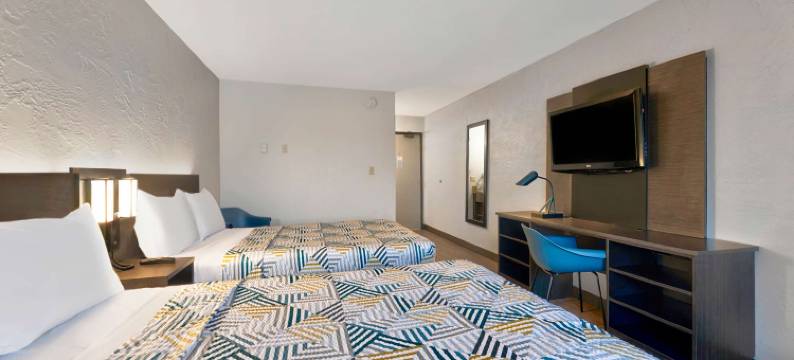 橡树溪6号汽车旅馆(Motel 6 Oak Creek, WI)图片