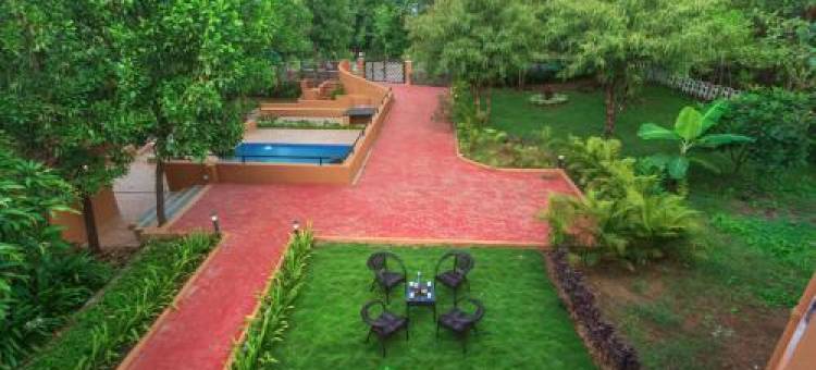 SaffronStays Ekaant, Vikramgad - Party-Perfect Pool Villa with Spacious Lawn图片