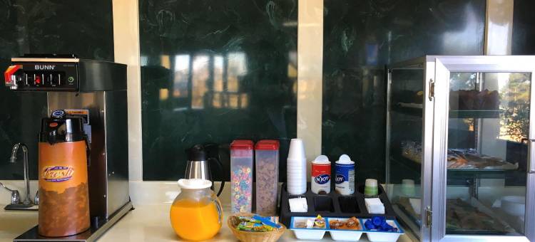 Days Inn & Suites by Wyndham Byram(Days Inn & Suites by Wyndham Byram)图片