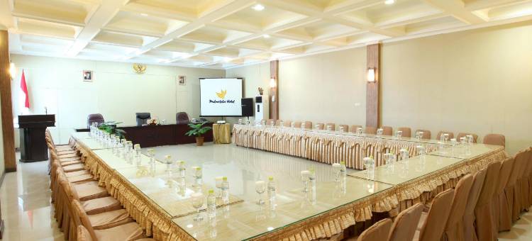 打拉根帕德玛洛卡酒店(Padmaloka Hotel Tarakan)图片