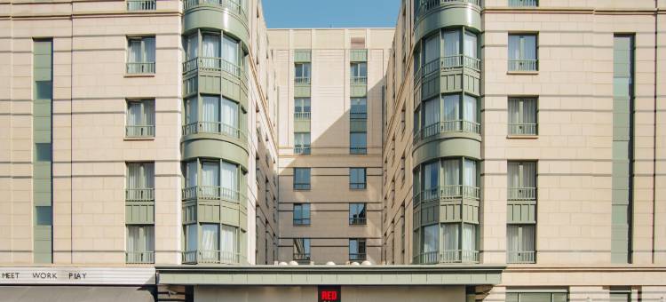 布鲁塞尔丽芮酒店(Radisson Red Hotel, Brussels)图片