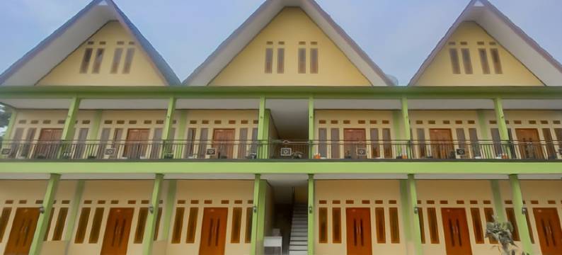 红多兹酒店@苏卡布米奇里图地质公园(RedDoorz @ Geopark Ciletuh Sukabumi)图片