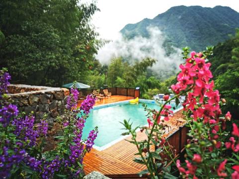 常山村上酒舍望梅山房(梅树底风景区店)图片