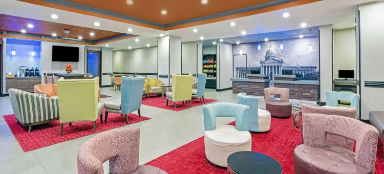 加斯里拉昆塔温德姆套房酒店(La Quinta Inn & Suites by Wyndham Guthrie)图片