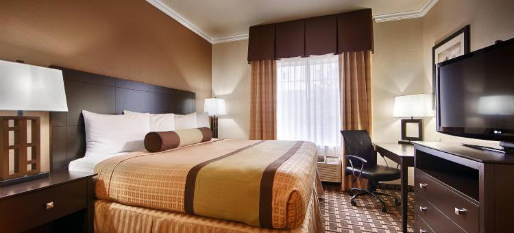 卡廷马贝斯特韦斯特优质套房酒店(Best Western Plus Cutting Horse Inn  Suites)图片