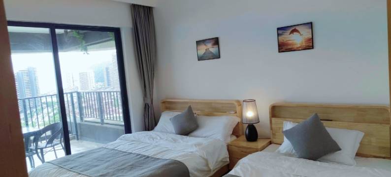 保利金町湾望海寓民宿(天海街分店)图片