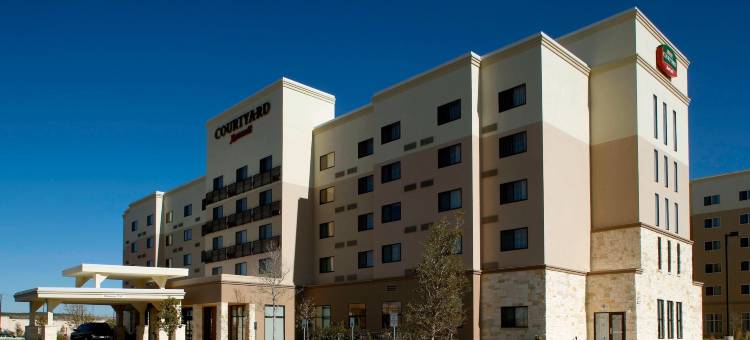 圣安东尼奥RIM六旗万怡酒店(Courtyard San Antonio Six Flags® at the Rim)图片