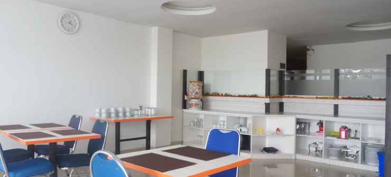 Hotel Grand Putra Syariah Kebumen图片