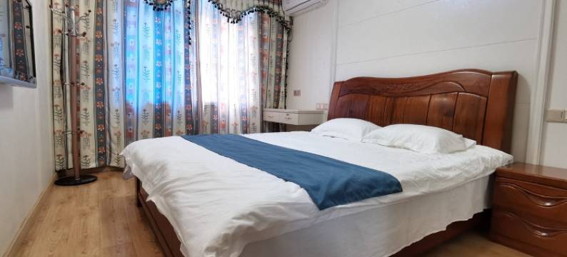 岚岛海之恋客栈(桂一路2号分店)图片